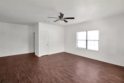 1102 Parkway Trail, Princeton, TX 75407 - Photo 3