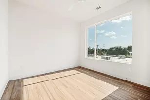 1311 Madrigal Pkwy, Dallas, TX 75206 - Photo 23