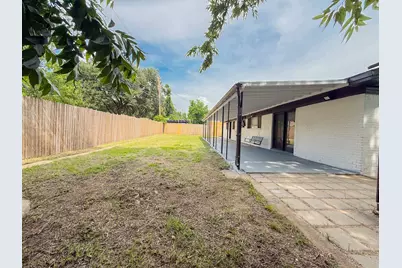 228 Hallbrook Drive, Fort Worth, TX 76134 - Photo 29