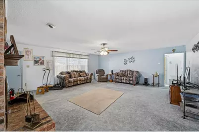 3610 Hummingbird Drive, Grand Prairie, TX 75052 - Photo 5