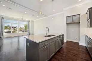 212 Foch St, Fort Worth, TX 76107 - Photo 9