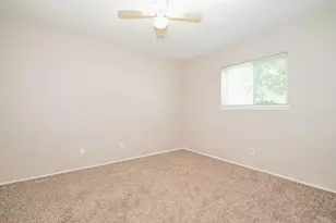 4906 Stagecoach Ln, Garland, TX 75043 - Photo 9