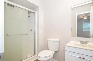 4906 Stagecoach Ln, Garland, TX 75043 - Photo 11