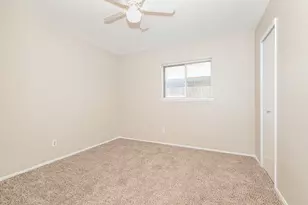 4906 Stagecoach Ln, Garland, TX 75043 - Photo 7