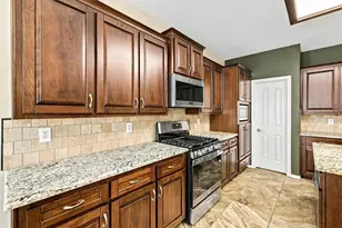 1204 Crestview Dr, Bedford, TX 76021 - Photo 13