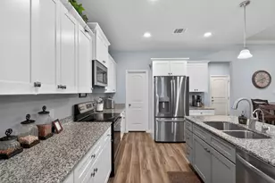 108 McAnear St, Cleburne, TX 76033 - Photo 13