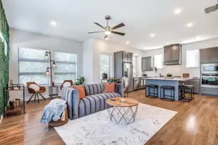 4427 Viburnum, Dallas, TX 75204 - Photo 5