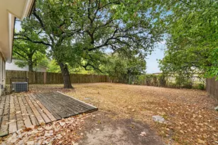 4425 Central Ln, Balch Springs, TX 75180 - Photo 17