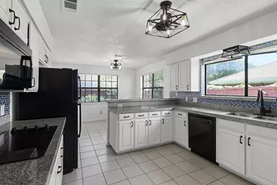 3924 Morman Lane, Addison, TX 75001 - Photo 11