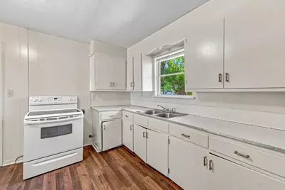945 W Park Street, Stephenville, TX 76401 - Photo 15