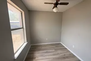 1909 SE 14th St, Mineral Wells, TX 76067 - Photo 3