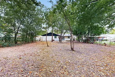 926 SE 3rd Street, Grand Prairie, TX 75051 - Photo 17