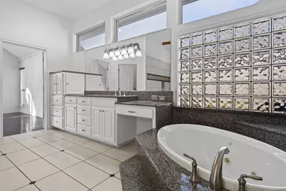 2612 Waters Edge Drive, Granbury, TX 76048 - Photo 25