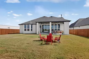 2329 Slate Dr, Waxahachie, TX 75167 - Photo 11