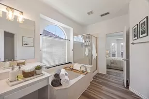 11208 Whispering Brook Ln, Fort Worth, TX 76140 - Photo 21