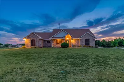 8019 Irma Drive, Royse City, TX 75189 - Photo 7