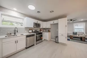 5012 Roxie St, Haltom City, TX 76117 - Photo 13