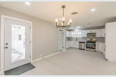 5012 Roxie Street, Haltom City, TX 76117 - Photo 9