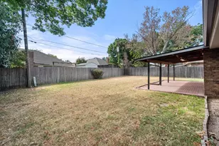 729 NW Charlyne Dr, Burleson, TX 76028 - Photo 33