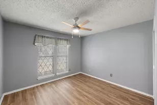 729 NW Charlyne Dr, Burleson, TX 76028 - Photo 25