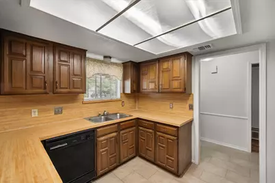 729 NW Charlyne Drive, Burleson, TX 76028 - Photo 17
