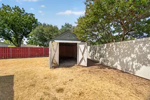 554 Taos Ct, Saginaw, TX 76179 - Photo 35