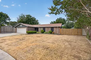 554 Taos Ct, Saginaw, TX 76179 - Photo 37