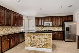 1343 Valley Vista Dr, Irving, TX 75063 - Photo 9