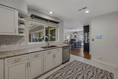 4817 Winthrop Avenue E, Fort Worth, TX 76116 - Photo 13