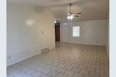 2605 Arlington Lane, Lancaster, TX 75134 - Photo 3
