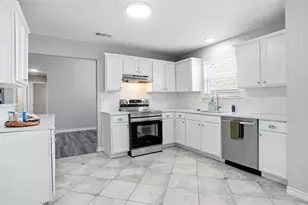 1105 Doreen St, White Settlement, TX 76108 - Photo 11