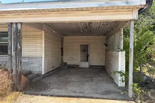 1305 W 11th St, McGregor, TX 76657 - Photo 9