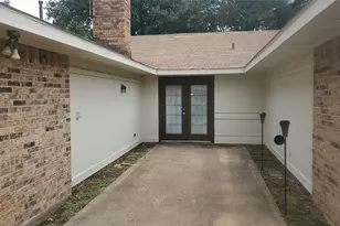 317 Doral Pl, Garland, TX 75043 - Photo 13