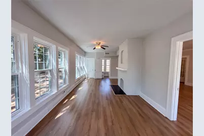 615 NW 5th Avenue, Mineral Wells, TX 76067 - Photo 7