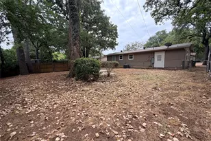 1013 W Tucker Blvd, Arlington, TX 76013 - Photo 13