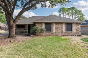 7813 Redwood Ct, North Richland Hills, TX 76182 - Photo 3