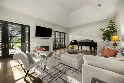 13715 Creekside Place, Dallas, TX 75240 - Photo 5
