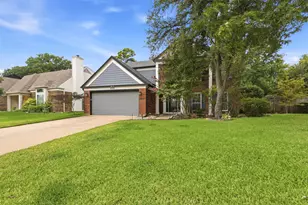 4708 Glenbrook Dr, Grapevine, TX 76051 - Photo 3