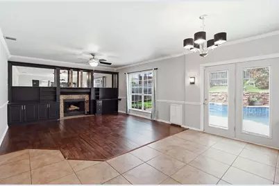 4708 Glenbrook Drive, Grapevine, TX 76051 - Photo 5