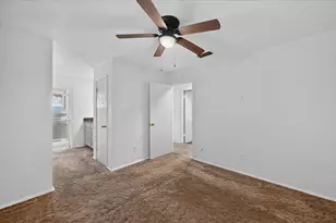 3016 Friendswood Dr, Arlington, TX 76013 - Photo 15
