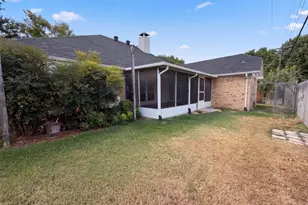 1623 W Pleasant Dr, Midlothian, TX 76065 - Photo 5