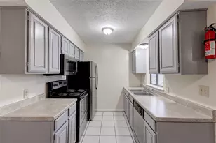 201 W Trinity St, Forney, TX 75126 - Photo 5