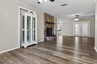 105 Murray Street, Joshua, TX 76058 - Photo 5
