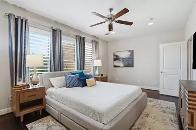 644 E Bluff Street, Fort Worth, TX 76102 - Photo 13