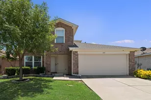 1421 Laurel Hall Ln, Little Elm, TX 75068 - Photo 1