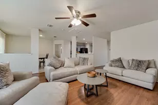1421 Laurel Hall Ln, Little Elm, TX 75068 - Photo 3