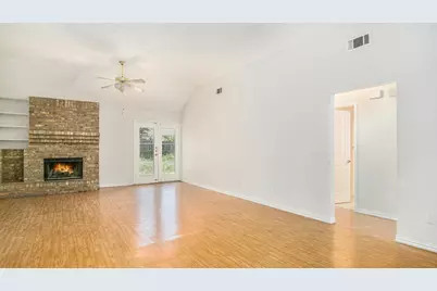 6908 Bentley Avenue, Fort Worth, TX 76137 - Photo 7