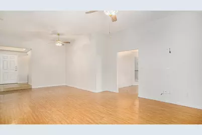 6908 Bentley Avenue, Fort Worth, TX 76137 - Photo 9