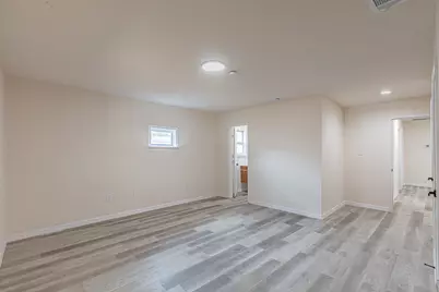 426 NE 29th Street, Grand Prairie, TX 75050 - Photo 25
