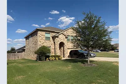 1808 Creekwood Drive, Cleburne, TX 76033 - Photo 3